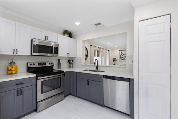 Villas At Woodland Greens, 5799 Woodland Point Dr, Tamarac, Florida 33319, image 3