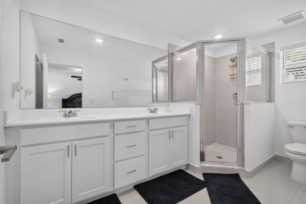 4168 Lagoon Shore Dr, Lake Worth, Florida 33467, image 2
