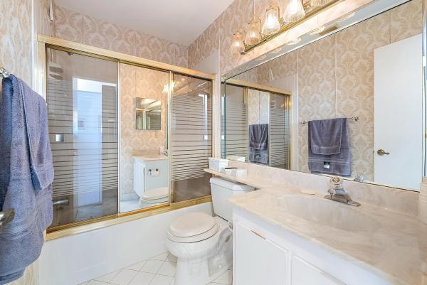 7633 Tahiti Ln #204, Lake Worth, Florida 33467, image 1