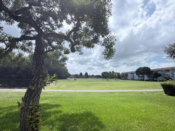 Buckingham At Century Village, 800 SW 125th Way #308O, Pembroke Pines, Florida 33027, image 2