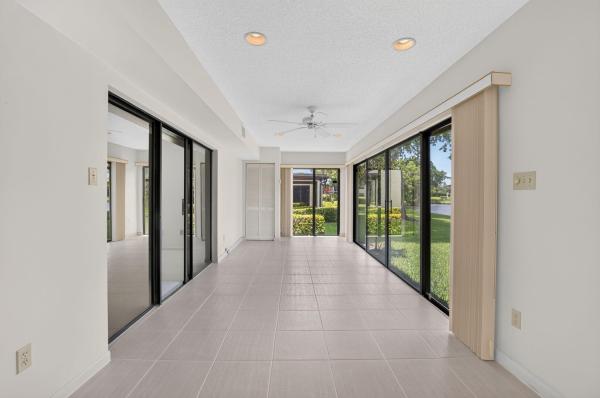 Glades Of Boca Lago, 21877 Arriba Real, Boca Raton, Florida 33433, image 3