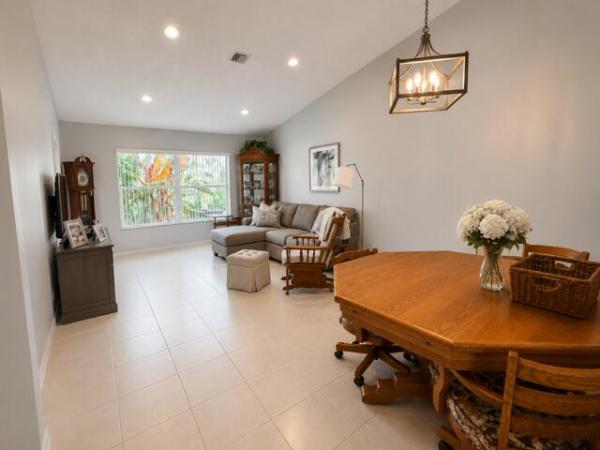 Floral Lakes, 6098 Lake Hibiscus Dr, Delray Beach, Florida 33484, image 2