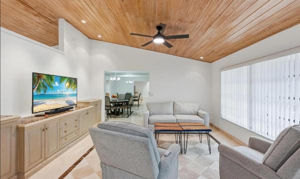 Cypress Run, 10740 NW 19th St, Coral Springs, Florida 33071, image 2