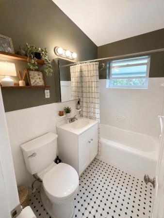 Sherwood Forest, 1705 SW 10th St, Fort Lauderdale, Florida 33312, image 2