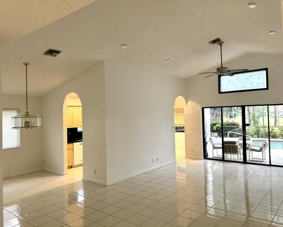 Boca Greens Country Club, 10215 Camelback Ln, Boca Raton, Florida 33498, image 2