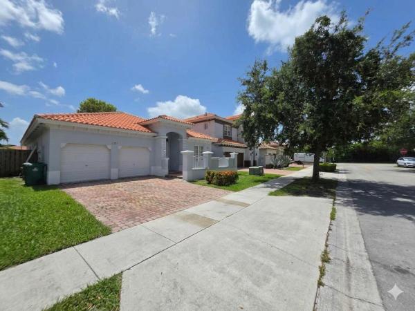 1821 SW 152nd Ct, Unincorporated Dade County, Florida 33185, image 1