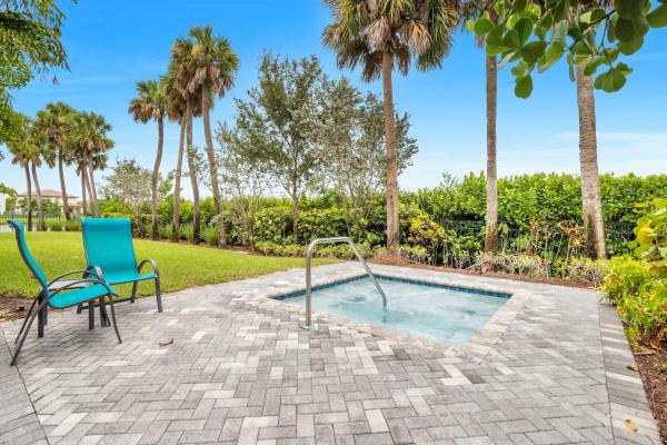 BellaSera, 1304 Whitcombe Dr, Royal Palm Beach, Florida 33411, image 2