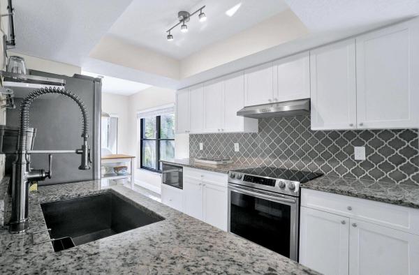 Golf Cottages, 11311 Pond View Dr #C101, Wellington, Florida 33414, image 3