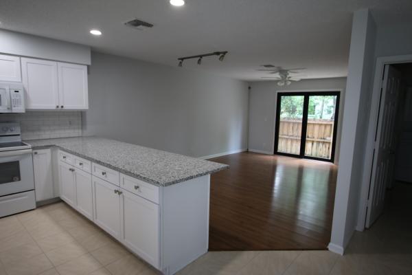 Mango Villas Townhouse, 324 W Pine St #13, Lantana, Florida 33462, image 3