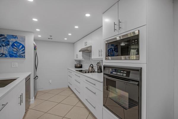 Lavers Resort & Racquet Club, 955 Egret Cir #104, Delray Beach, Florida 33444, image 3