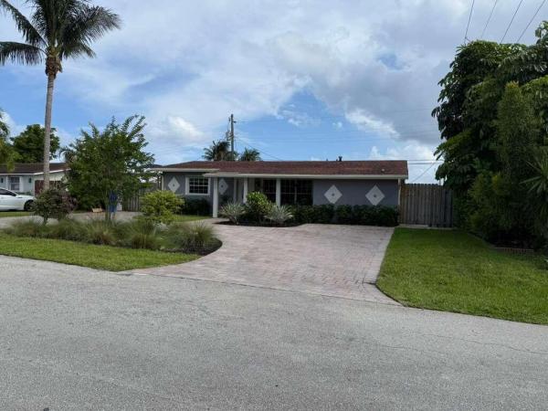 Cresthaven, 1520 NE 35th St, Pompano Beach, Florida 33064, image 2