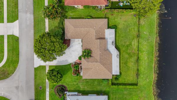 Lynton Circle Of Greenview Shores 2, 1848 Lynton Cir, Wellington, Florida 33414, image 3