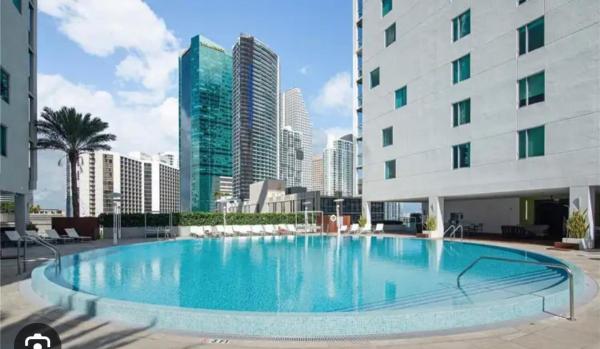 500 Brickell West, 55 SE 6th St #4007, Miami, Florida 33131, image 3