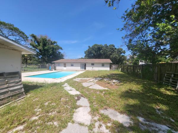 White City, 5011 S 2nd St, Fort Pierce, Florida 34982, image 3