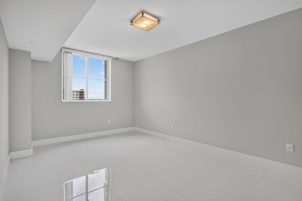 The Tides At Bridgeside Square, 3020 NE 32nd Ave #620, Fort Lauderdale, Florida 33308, image 2