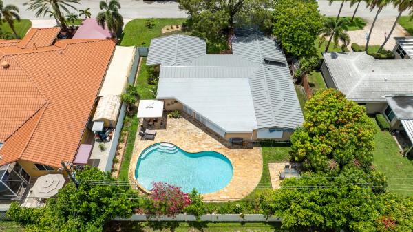 North Corals, 1601 NE 48th Ct, Oakland Park, Florida 33334, image 2