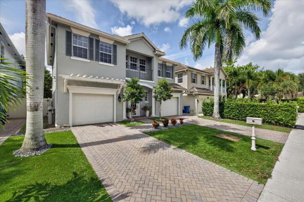 Georgian Oaks, 1608 SW 23rd St, Fort Lauderdale, Florida 33315, image 1