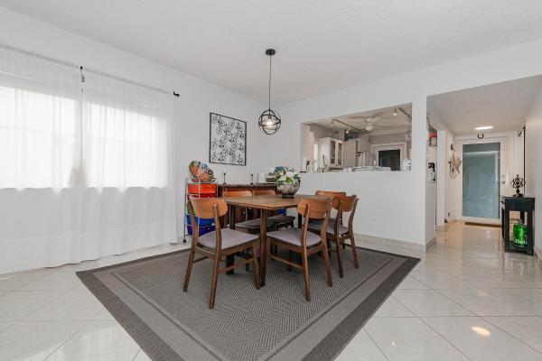 Baker Towers, 320 S Surf Rd #206, Hollywood, Florida 33019, image 2