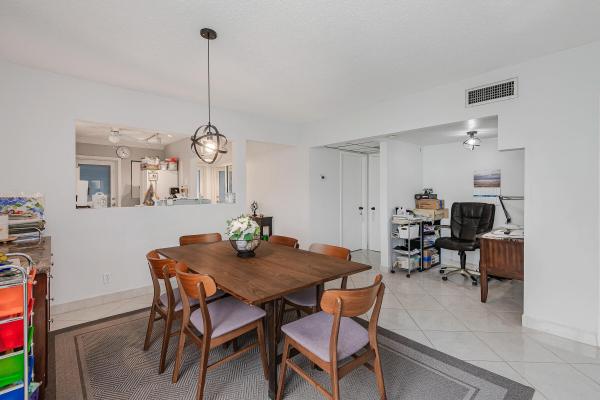 Baker Towers, 320 S Surf Rd #206, Hollywood, Florida 33019, image 3