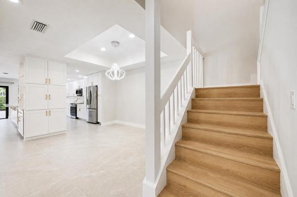 Town Place Club Villas, 21669 Town Place Dr, Boca Raton, Florida 33433, image 3