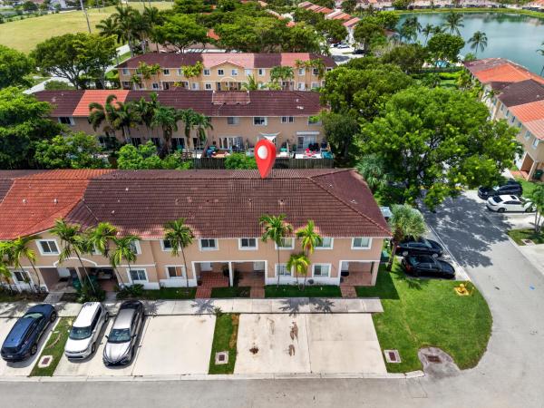 13930 SW 175th Ter, Unincorporated Dade County, Florida 33177, image 2