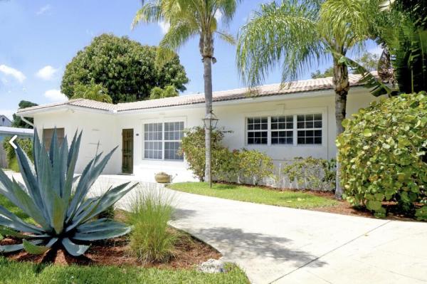 Pleasant Ridge, 2031 Pleasant Dr, North Palm Beach, Florida 33408, image 3