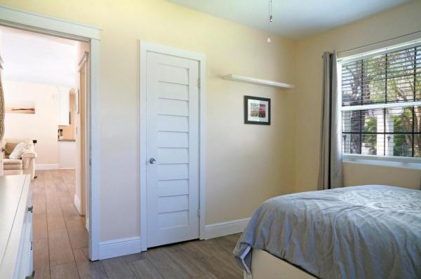 Pleasant Ridge, 2031 Pleasant Dr, North Palm Beach, Florida 33408, image 2