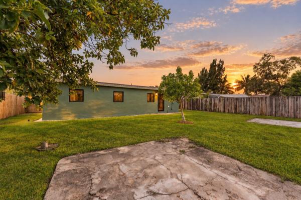 321 NE 59th St, Oakland Park, Florida 33334, image 1