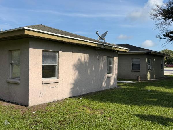 Fort Pierce Residential, 438 N 15th St #1 & 2, Fort Pierce, Florida 34950, image 2