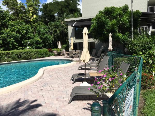 Corinthian Gardens, 501 SW 11th Pl #106, Boca Raton, Florida 33432, image 3