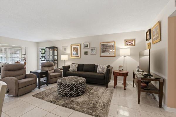 High Point Of Delray 5, 1172 S Drive Cir #B, Delray Beach, Florida 33445, image 1