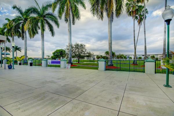 Granada Village, 2006 Granada Dr #J1, Coconut Creek, Florida 33066, image 3