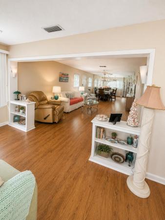 Country Manors, 604 Hummingbird Ln, Delray Beach, Florida 33445, image 1