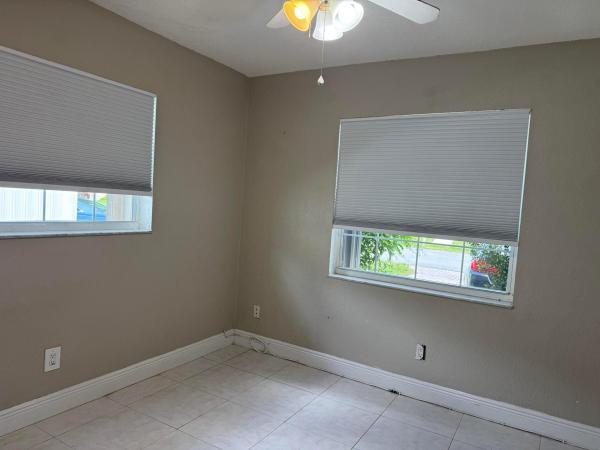 Rainbow Lakes, 2180 NW 93rd Ave, Pembroke Pines, Florida 33024, image 3