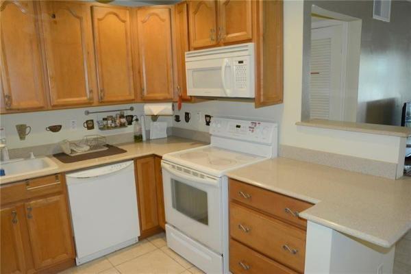 Bay Colony Club, 6499 Bay Club Dr #2, Fort Lauderdale, Florida 33308, image 2