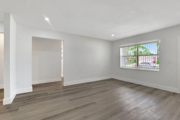Palmetto Pines, 10920 Gable St, Boca Raton, Florida 33428, image 3
