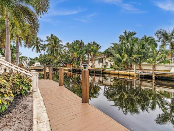 Royal Oaks Hills, 749 SW 2nd St, Boca Raton, Florida 33486, image 1