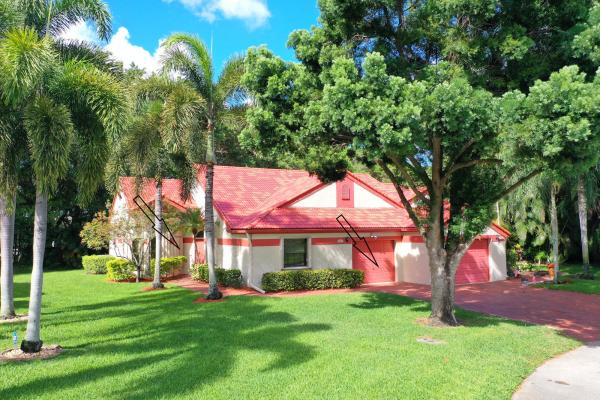 The Lexington Club, 7942 Lexington Club Blvd #A, Delray Beach, Florida 33446, image 1