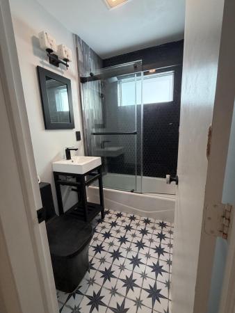 South New River Isles, 900 Citrus Isle, Fort Lauderdale, Florida 33315, image 1