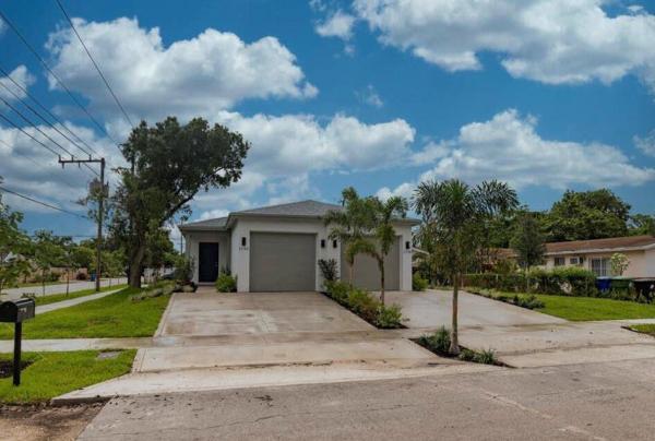 South Middle River, 1140 NW 1st Ave, Fort Lauderdale, Florida 33311, image 3