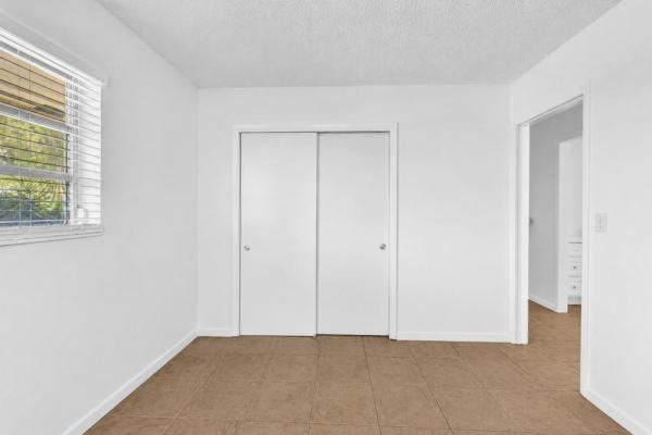 Oakland Park No HOA, 560 NE 35th St, Oakland Park, Florida 33334, image 2