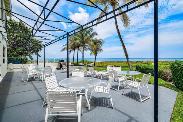 Villas Of Ocean Crest, 2115 S Ocean Blvd #14, Delray Beach, Florida 33483, image 2