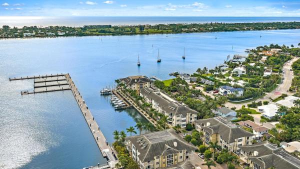 Flagler Landing, 3920 N Flagler Dr #301, West Palm Beach, Florida 33407, image 2