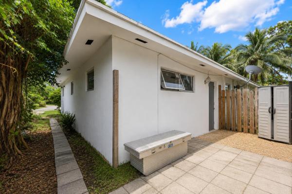 Greenacres No HOA, 415 Fleming Ave, Greenacres, Florida 33463, image 2