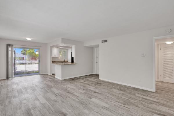 Beverly Boynton, 115 SW 1st Ave #1, Boynton Beach, Florida 33435, image 2