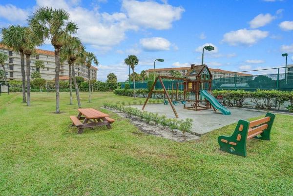 Yacht & Racquet Club Of Boca Raton, 2687 N Ocean Blvd #5010, Boca Raton, Florida 33431, image 2