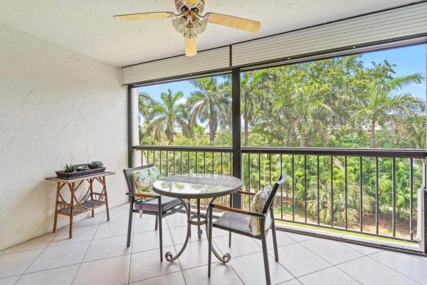 The Glens, 6320 Boca Del Mar Dr #302, Boca Raton, Florida 33433, image 2