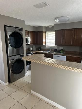 Georgian Courts, 13454 Old Englishtown Rd, Wellington, Florida 33414, image 3