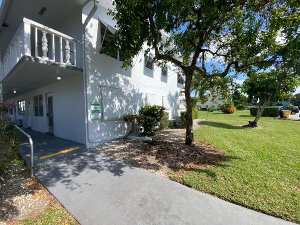 95 Cambridge E, West Palm Beach, Florida 33417, image 1