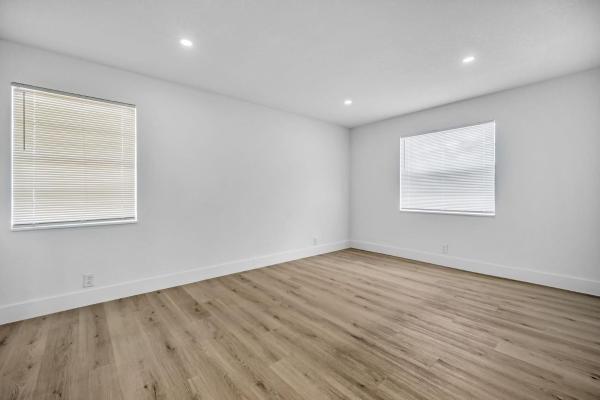 Lake Ridge, 1015 NE 17th Ave #201, Fort Lauderdale, Florida 33304, image 2